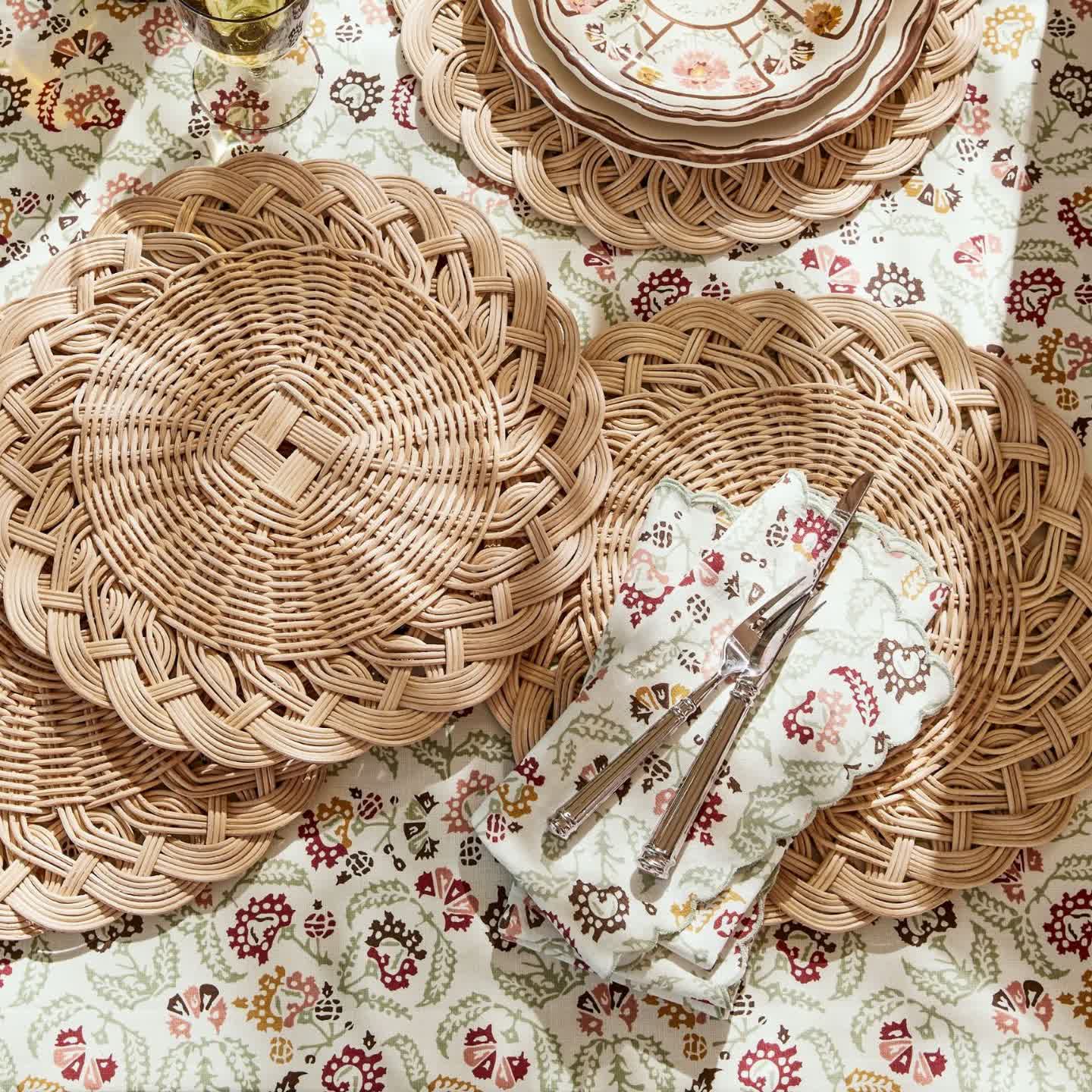 Round Shape Hand-woven Rattan Placemat - Rattan - 12.2"×0.79" - image 0