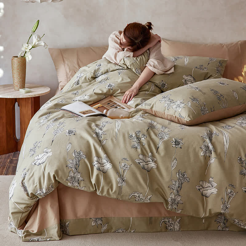 Brushed Cotton Soft Floral Bedding Set (4PCS) - image 2
