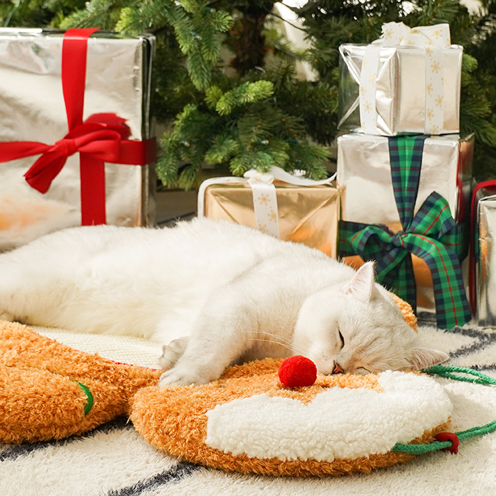 Christmas Gingerbread Man Soft Pet Pad - image 2