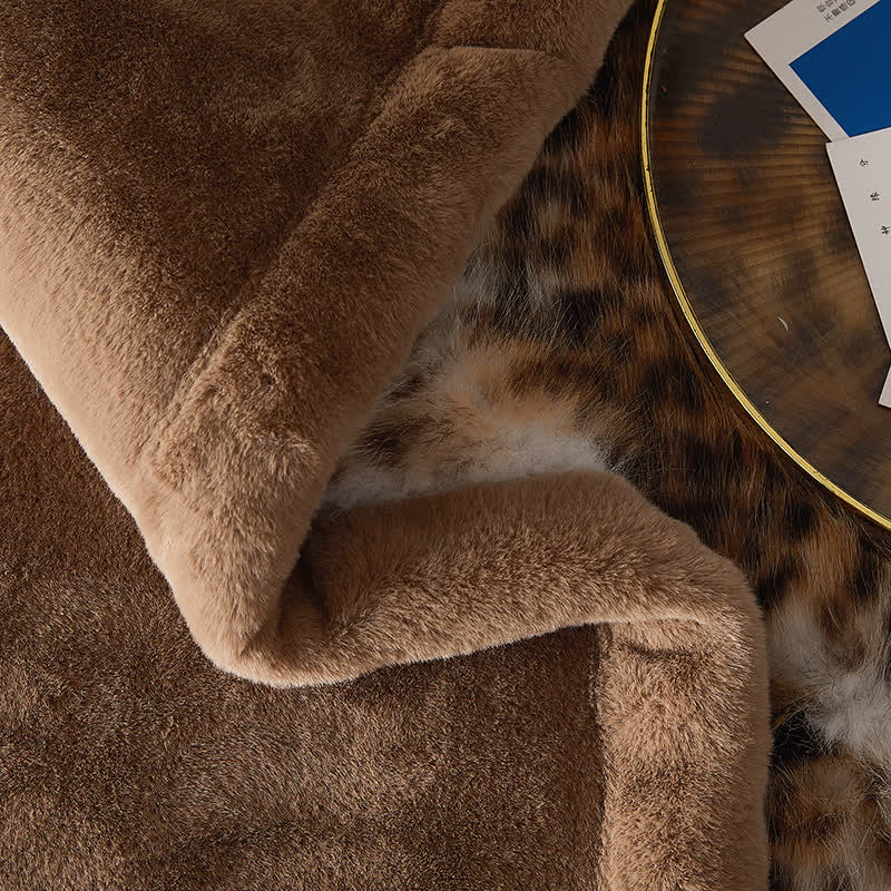 Snow Leopard Faux Fur Throw Blanket - image 13