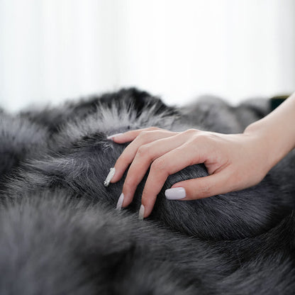 Luxurious Winter Faux Fur Throw Blanket - image 9