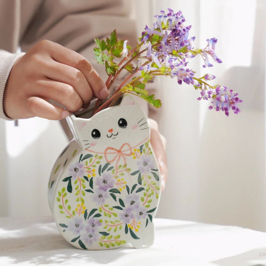 Creative Hand-painted Cat-shaped Ceramic Vase - image 0