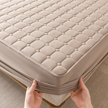 Breathable Non-slip Thickened Fitted Sheet - image 3