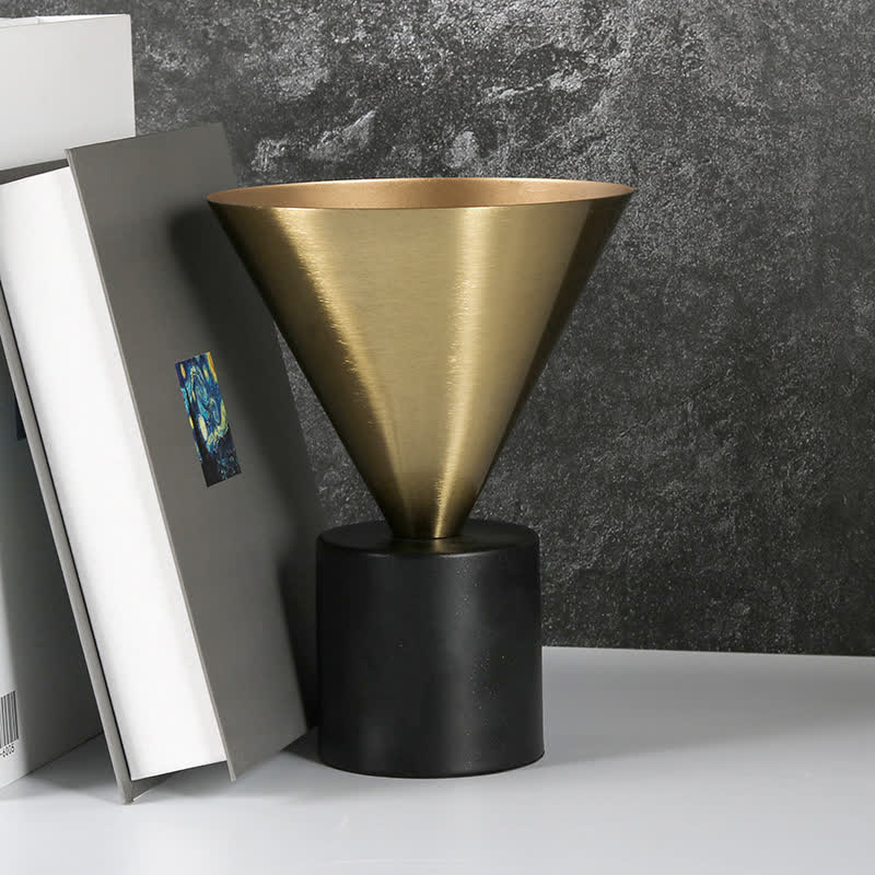 Creative Trumpet Shaped Vase Ornaments - image 2