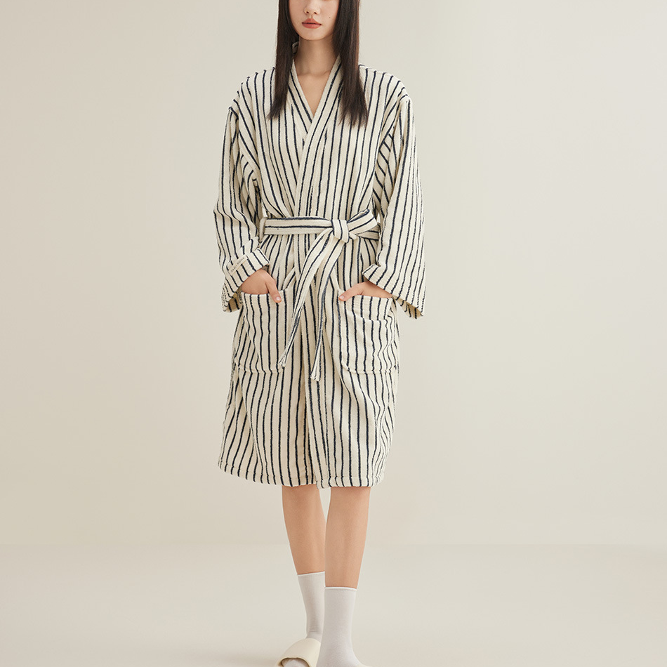 Pure Cotton Simple Striped Soft Bathrobe - image 2