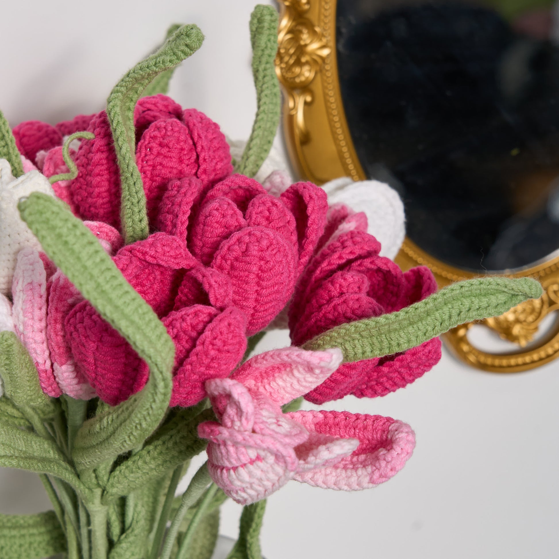 Farmhouse Crochet Tulip Bouquet Vase Set - image 6