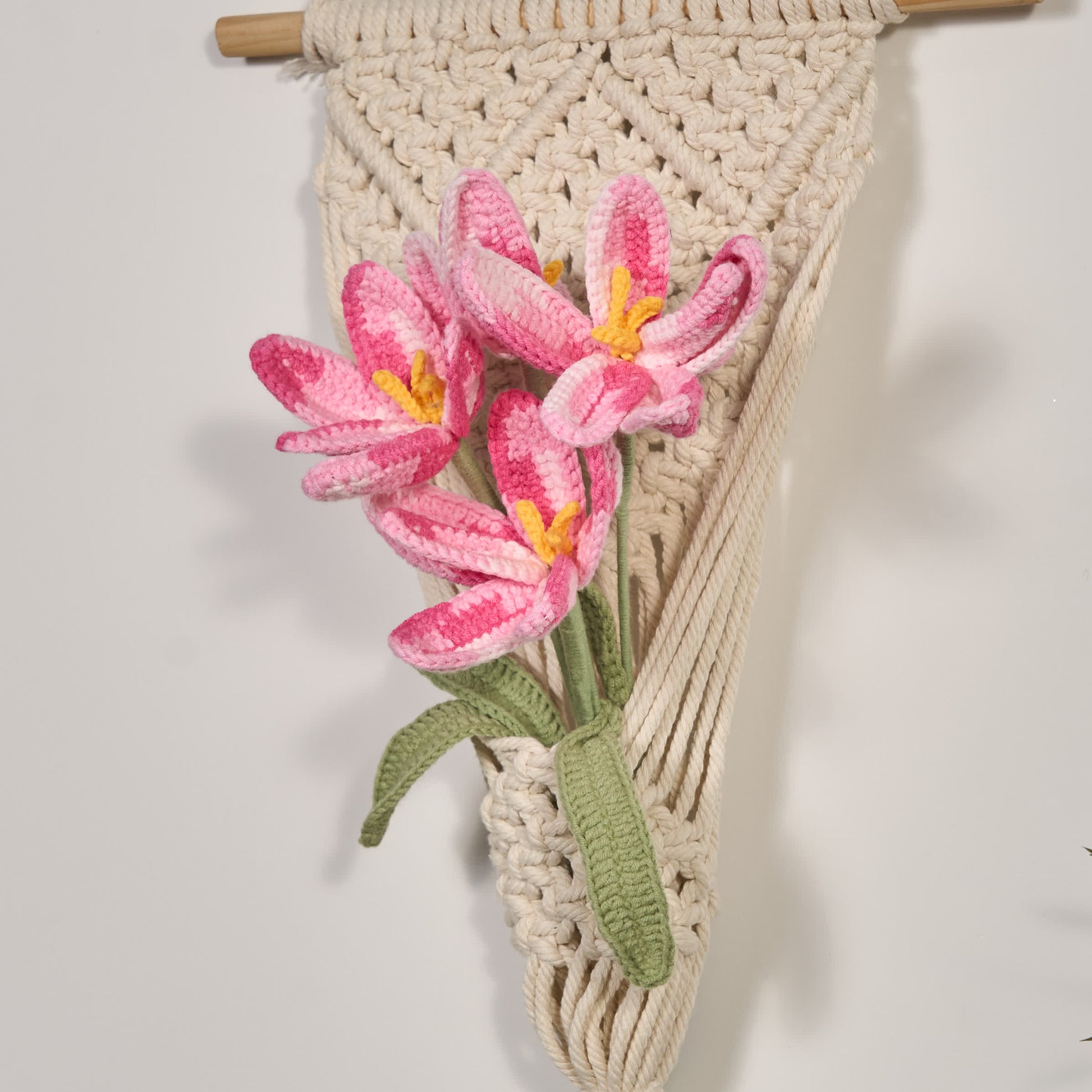 Hand-woven Tulip Bouquet Ornament - image 2