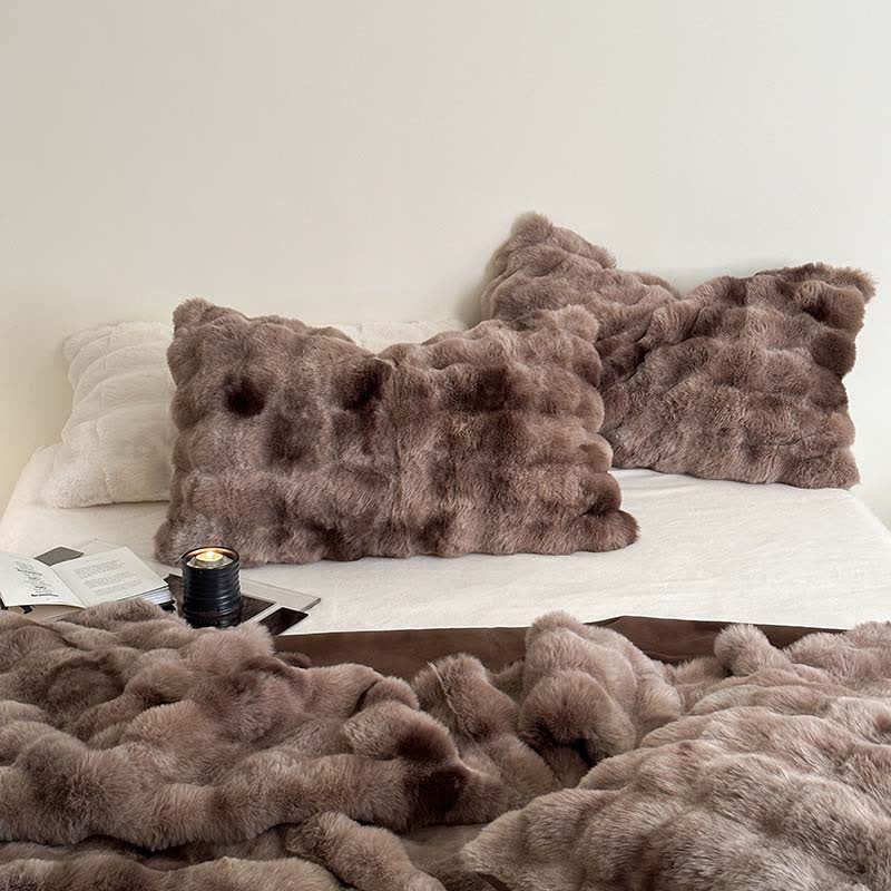 Luxurious Gradient Soft Throw Blanket - image 9