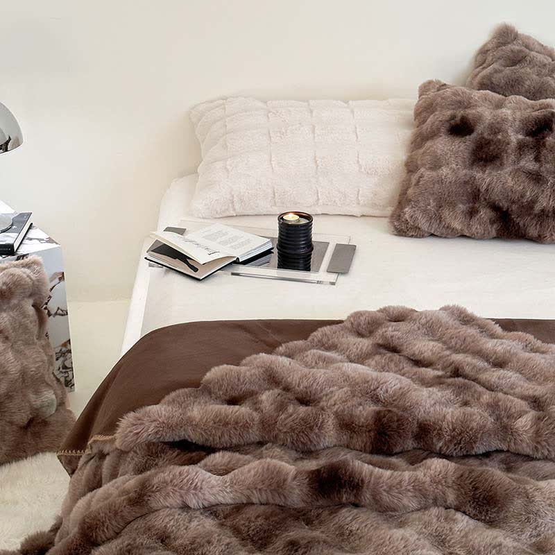 Luxurious Gradient Soft Throw Blanket - image 8