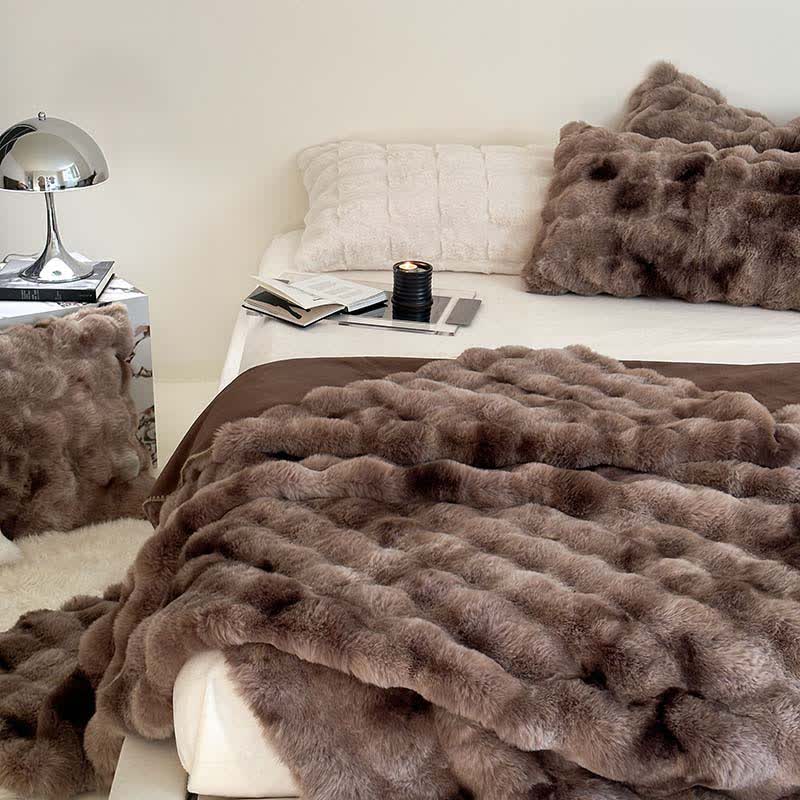 Luxurious Gradient Soft Throw Blanket - image 7