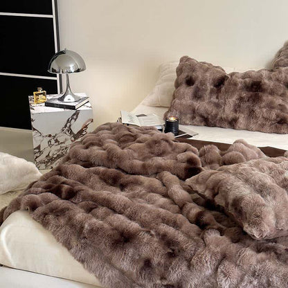 Luxurious Gradient Soft Throw Blanket - image 6