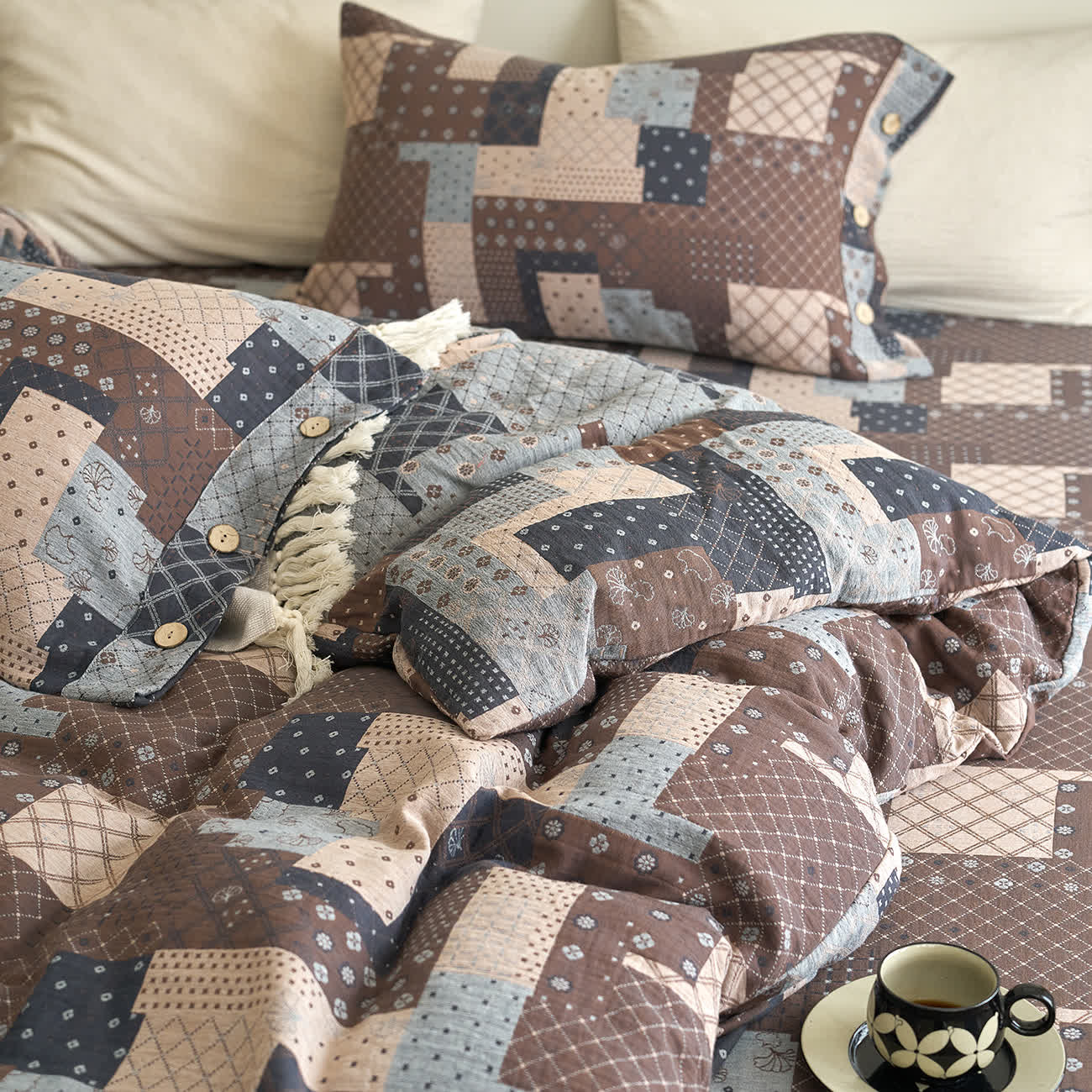 Patchwork Geometric Cotton Gauze Bedding Set (4PCS) - image 3