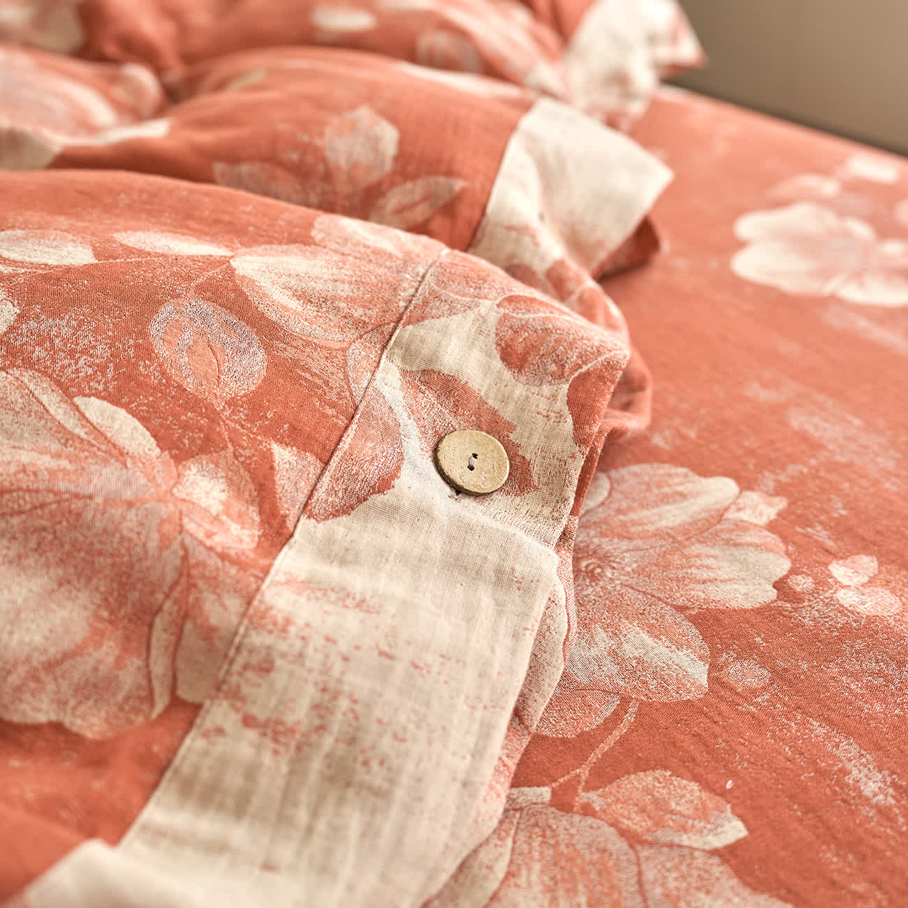 Button Yarn-dyed Cotton Gauze Bedding Set (4PCS) - image 13