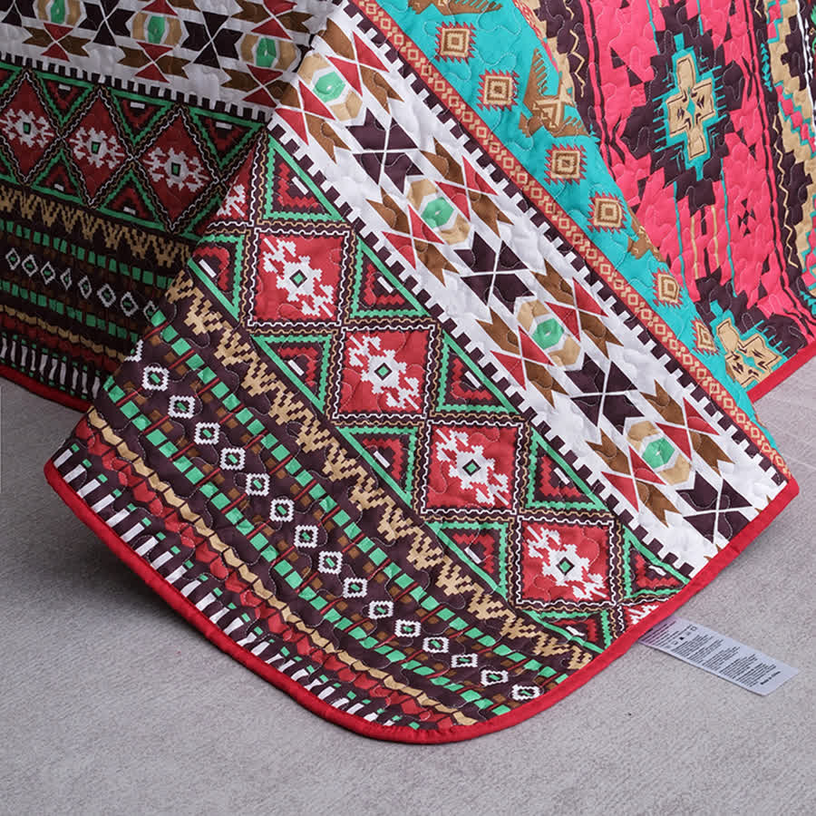 Bohemian Geometric Quilted Breathable Bedding Set(3PCS) - image 6