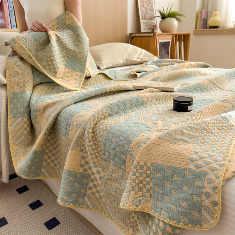 Three Layers Gauze Retro Comfy Lightweight Quilt - image 9
