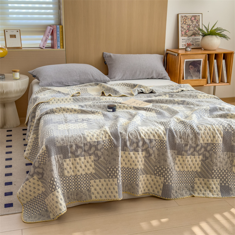 Three Layers Gauze Retro Comfy Lightweight Quilt - image 17