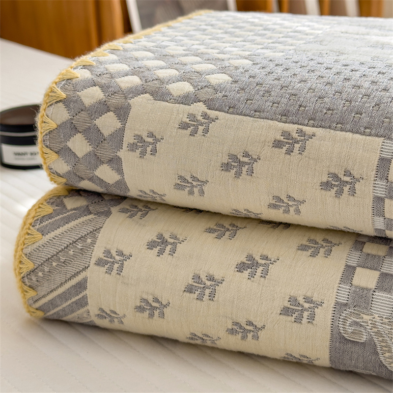 Three Layers Gauze Retro Comfy Lightweight Quilt - image 22