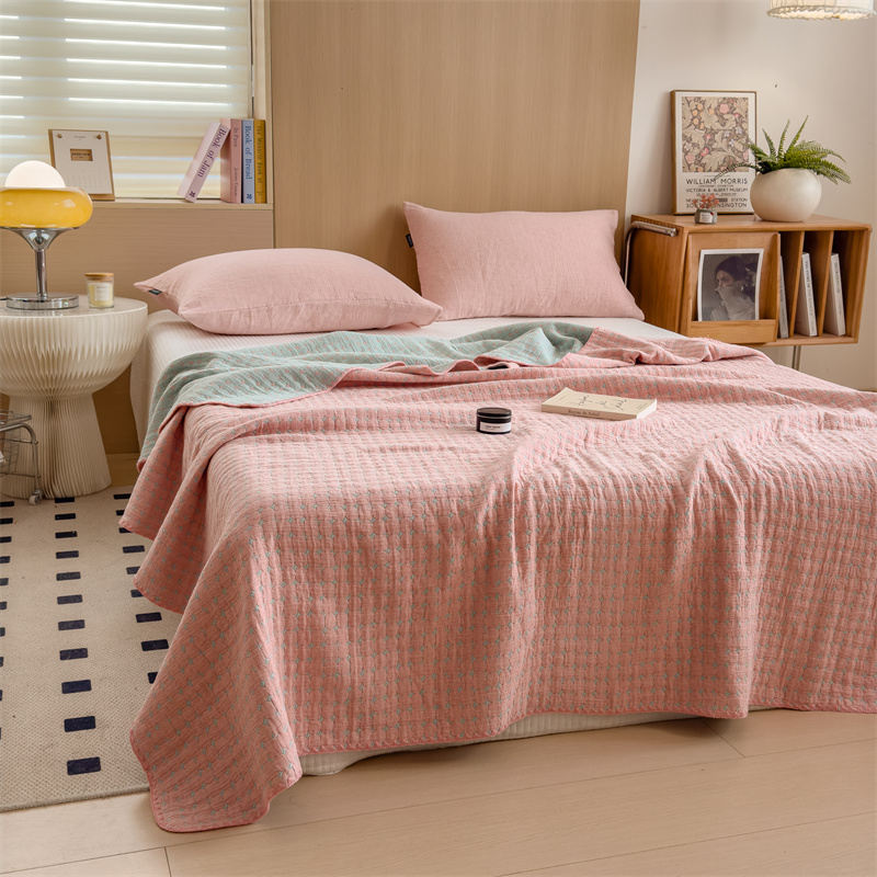 Breathable Three Layers Cotton Gauze Quilt - image 15