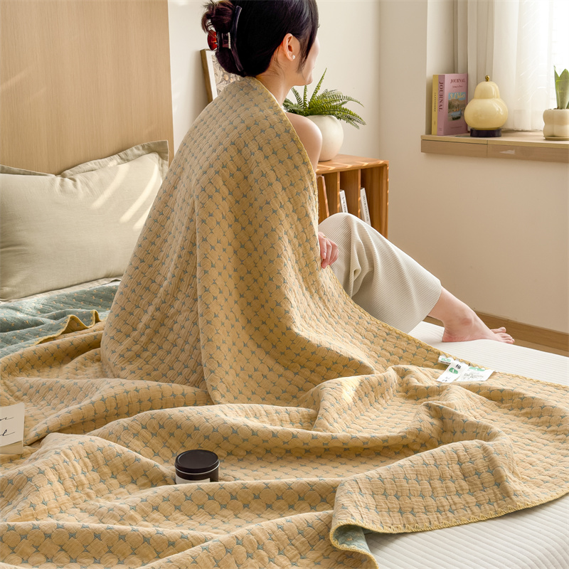 Breathable Three Layers Cotton Gauze Quilt - image 12