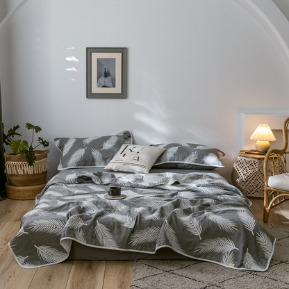 Six Layers Gauze Breathable Comfy Quilt - image 1