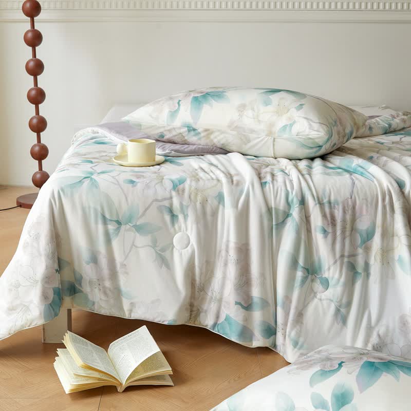 Refresh Floral Cooling Breathable Quilt - image 3