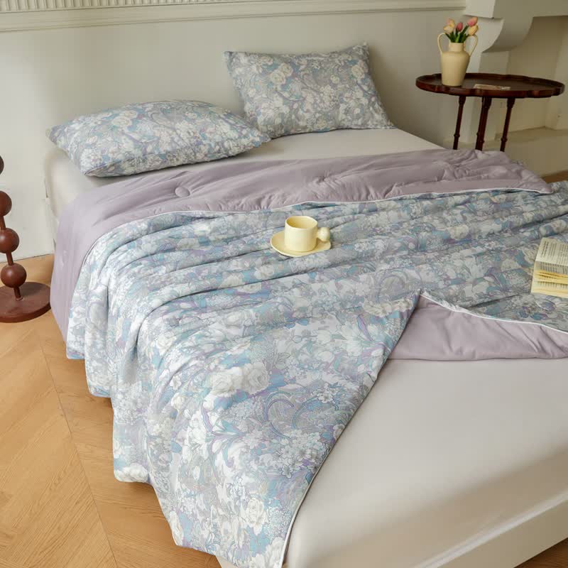 Vintage Floral Soft Lightweight Quilt - image 4