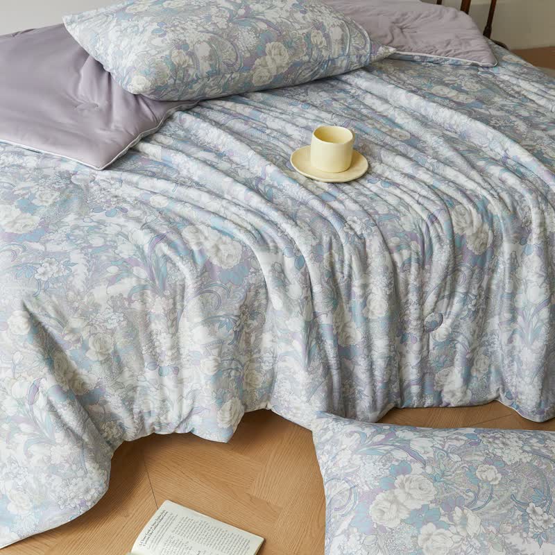 Vintage Floral Soft Lightweight Quilt - image 3