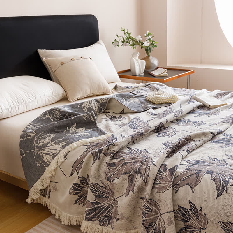 Cotton Gauze Tassel Maple Leaf Quilt - image 3