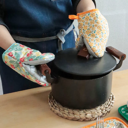 High Heat Resistant Kitchen Oven Mitt  - image 2