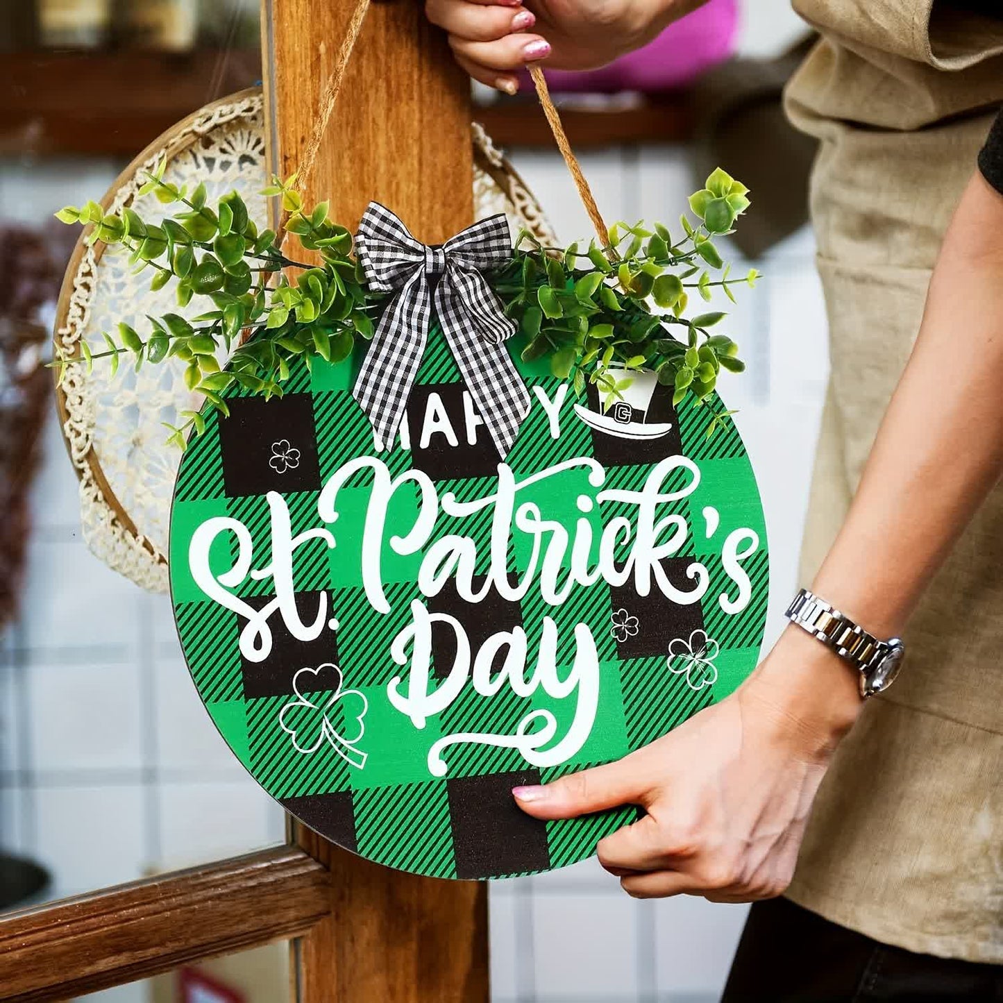 St. Patrick's Day Creative Green Leaf Door Hanging Decor - image 3