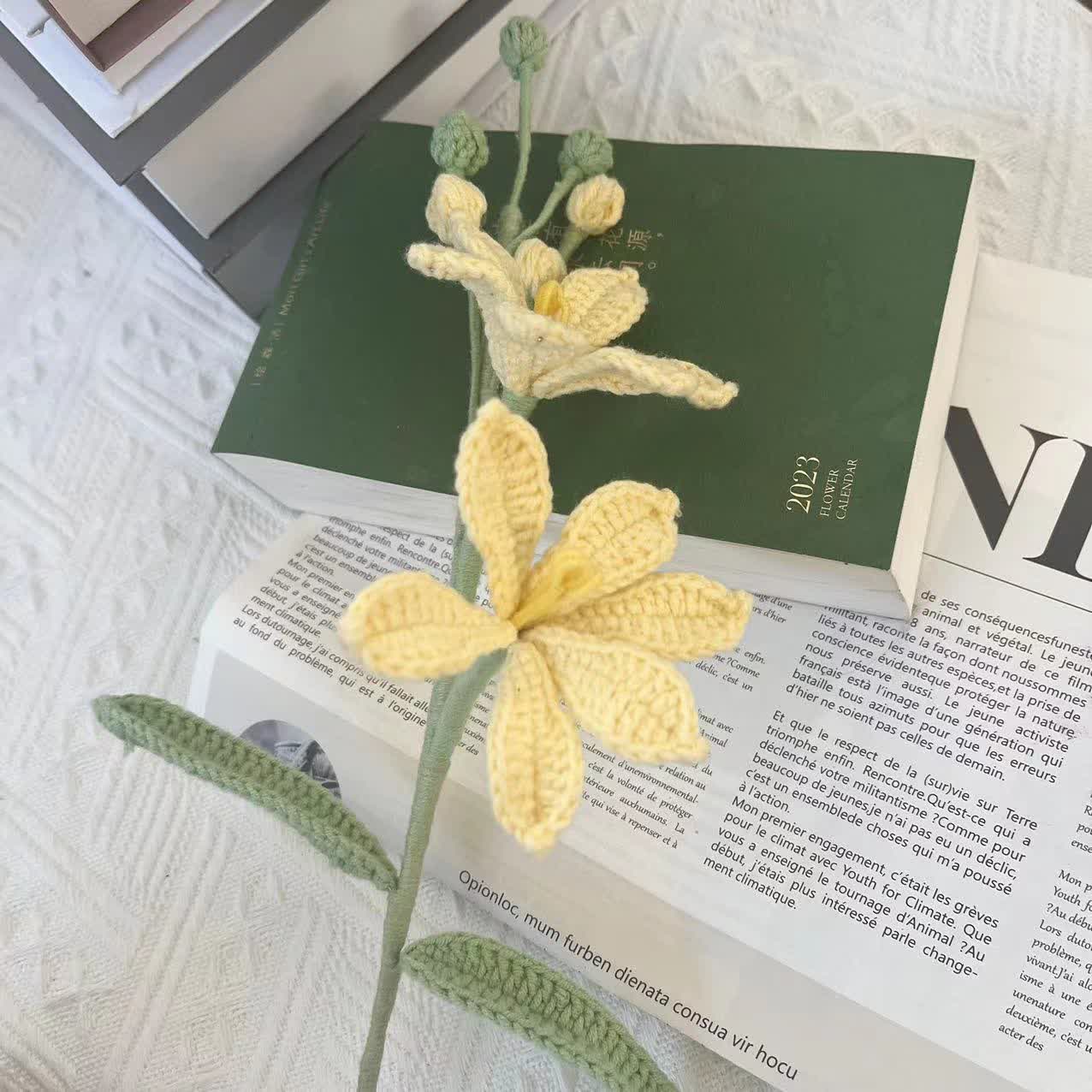 Handmade Knitted Crochet Montbretia Flower Bouquet - Yellow - 3PCS - 1.18"W x 1.18"L x 16.54"H - image 2