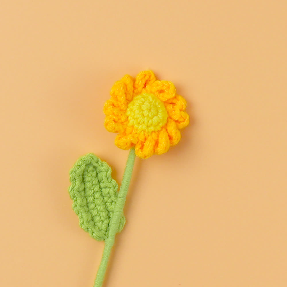 Lovely Handmade Knitted Crochet Daisy Bouquet - image 6