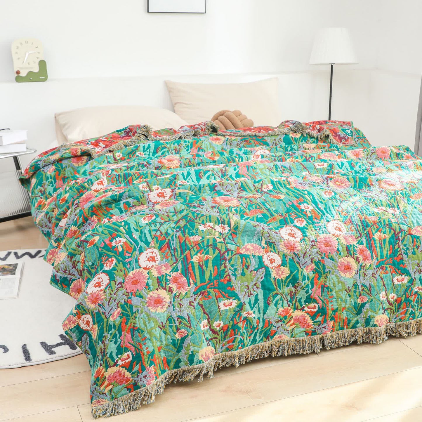 Tassel Reversible Cotton Gauze Floral Quilt - Dark Green & Coral Orange - Queen - image 0