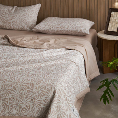 Three Layer Cotton Gauze Jacquard Bedding - image 3