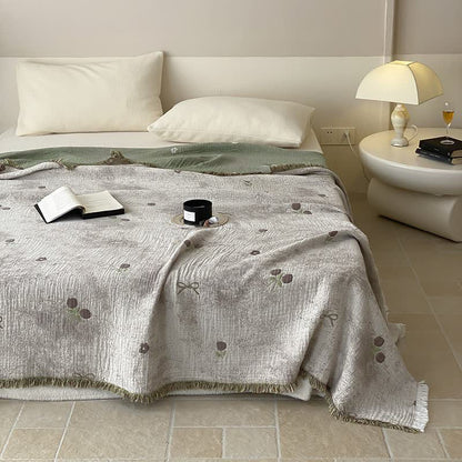 Yarn-dyed Reversible Cotton Gauze Tassel Quilt - Queen - image 0