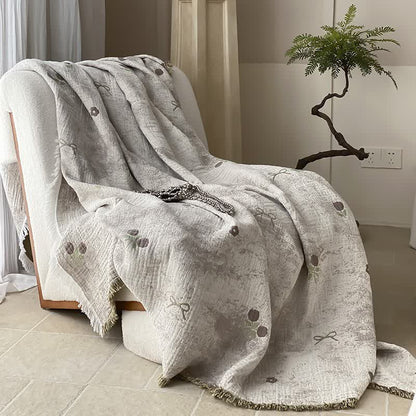 Yarn-dyed Reversible Cotton Gauze Tassel Quilt - image 2