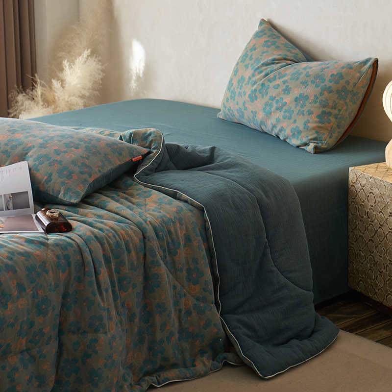 Double Layer Floral Cotton Gauze Bedding - image 1