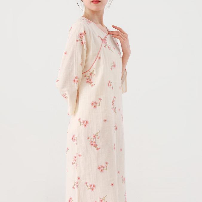 Plum Blossom Cotton Gauze Soft Nightdress - image 3