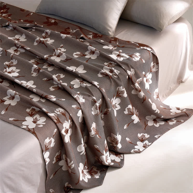 Lyocell Fiber Retro Flower Breathable Quilt - image 3