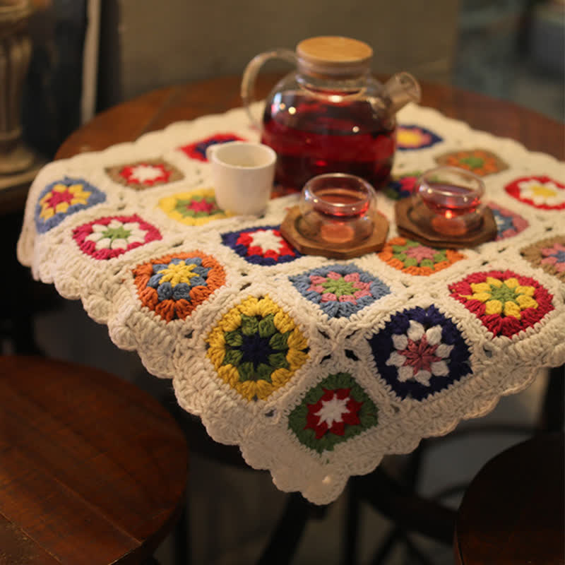 Hand-woven Crocheted Daisy Border Blanket - image 2