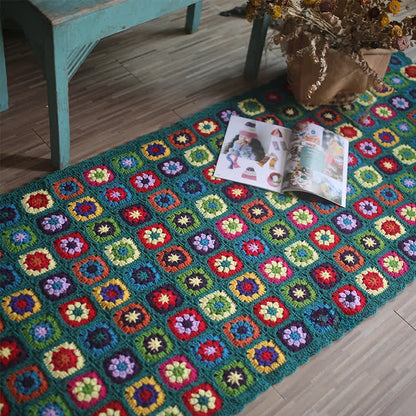 Retro Floral Hand-woven Crochet Border Blanket - image 1