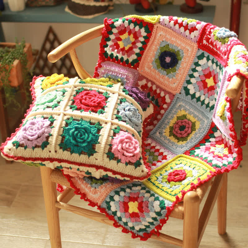Elegant Floral Hand-woven Crochet Blanket - image 4