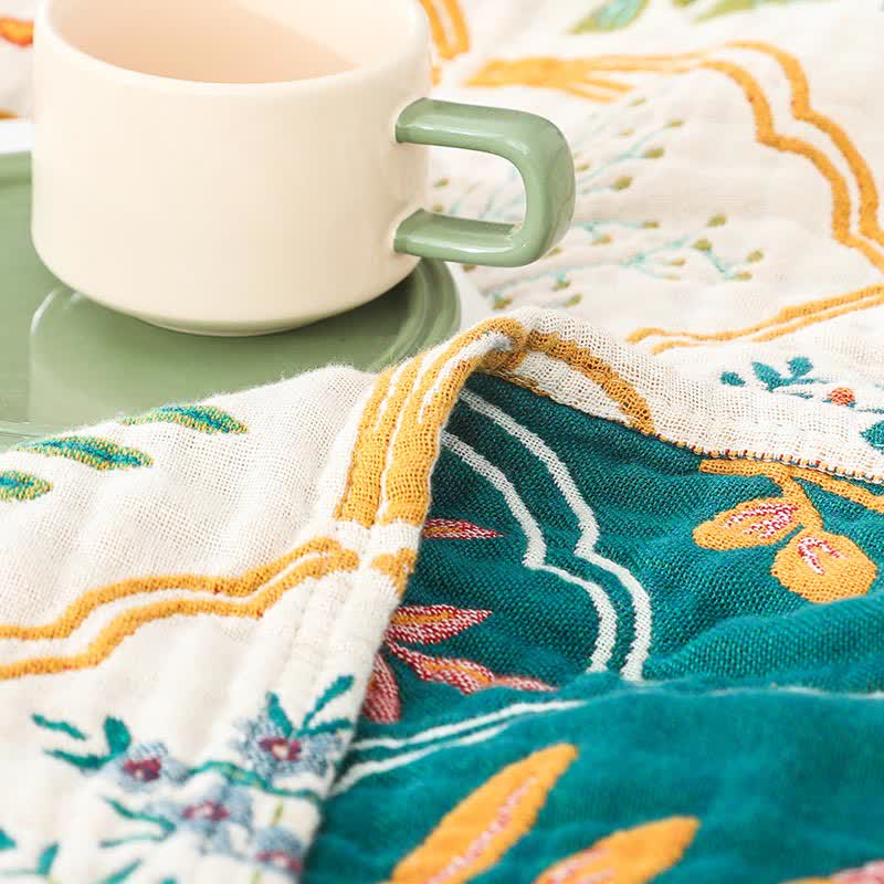 Diamond Floral Cotton Gauze Reversible Quilt - image 10