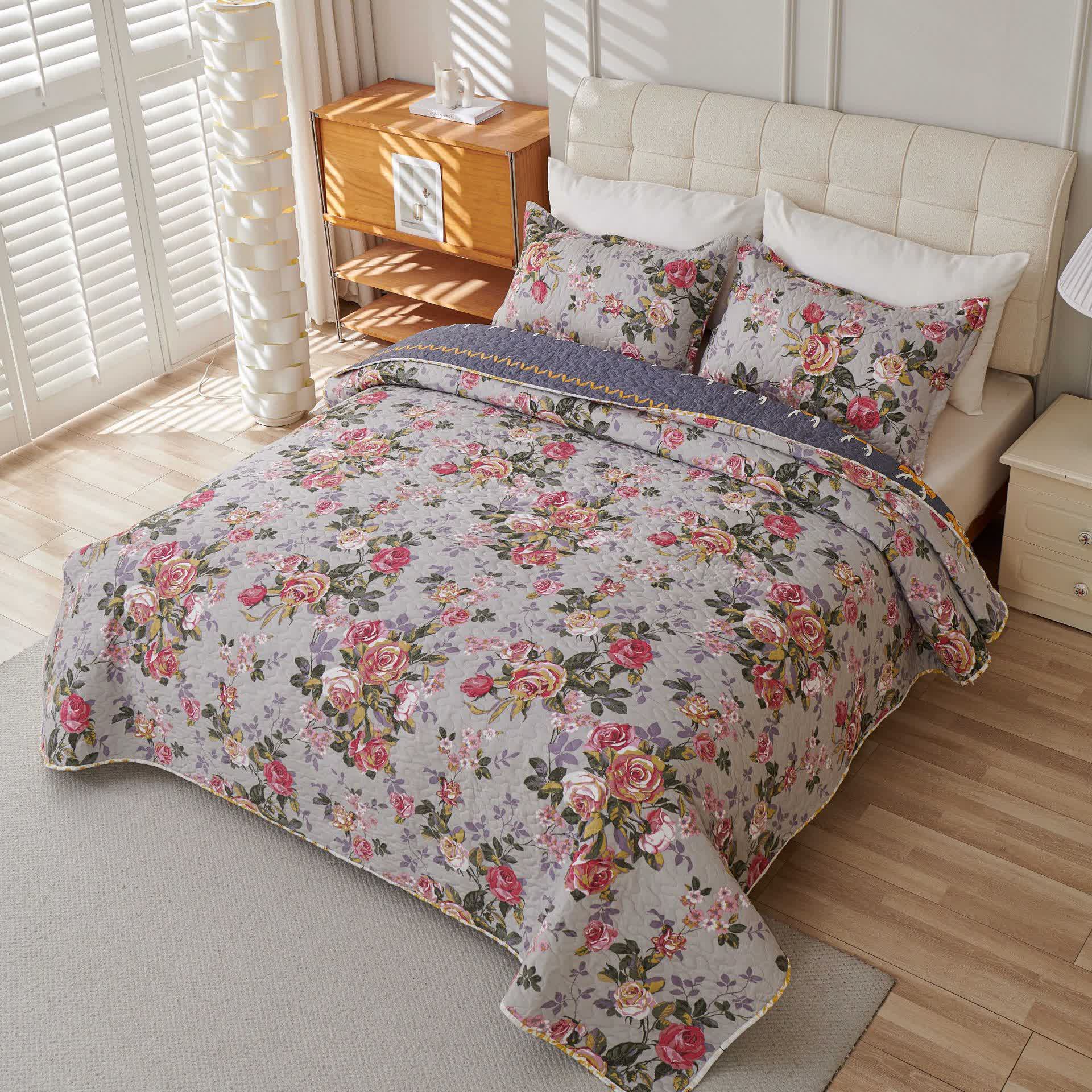 Retro Luxurious Peony Flower Coverlet - image 2