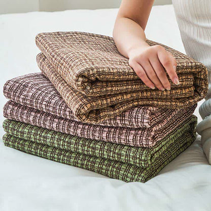 Cotton Gauze Elegant Plaid Quilt - image 1