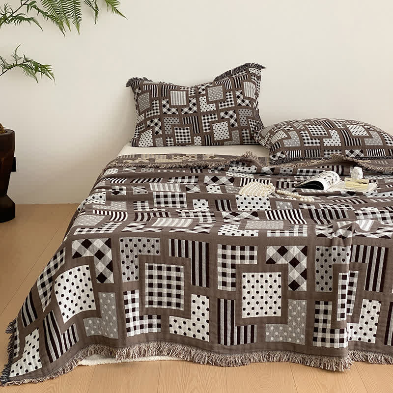 Plaid Polka Dots Pattern Four-layer Cotton Gauze Tassel Quilt - Quilt with 2PCS Pillowtowels - Queen - image 0