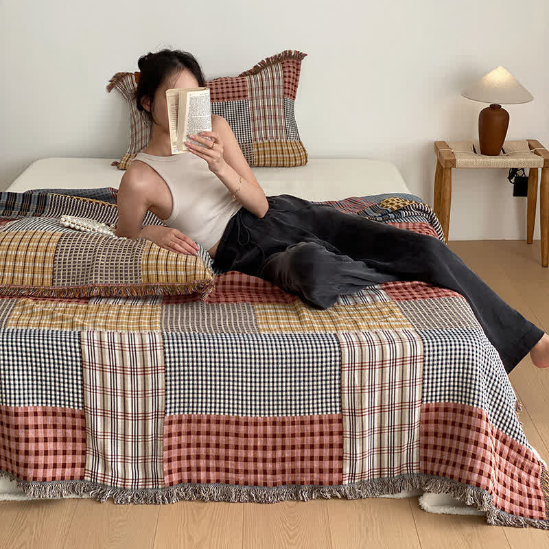 Plaid Print Four-layer Cotton Gauze Tassel Quilt - Quilt with 2PCS Pillowtowels - Queen - image 0