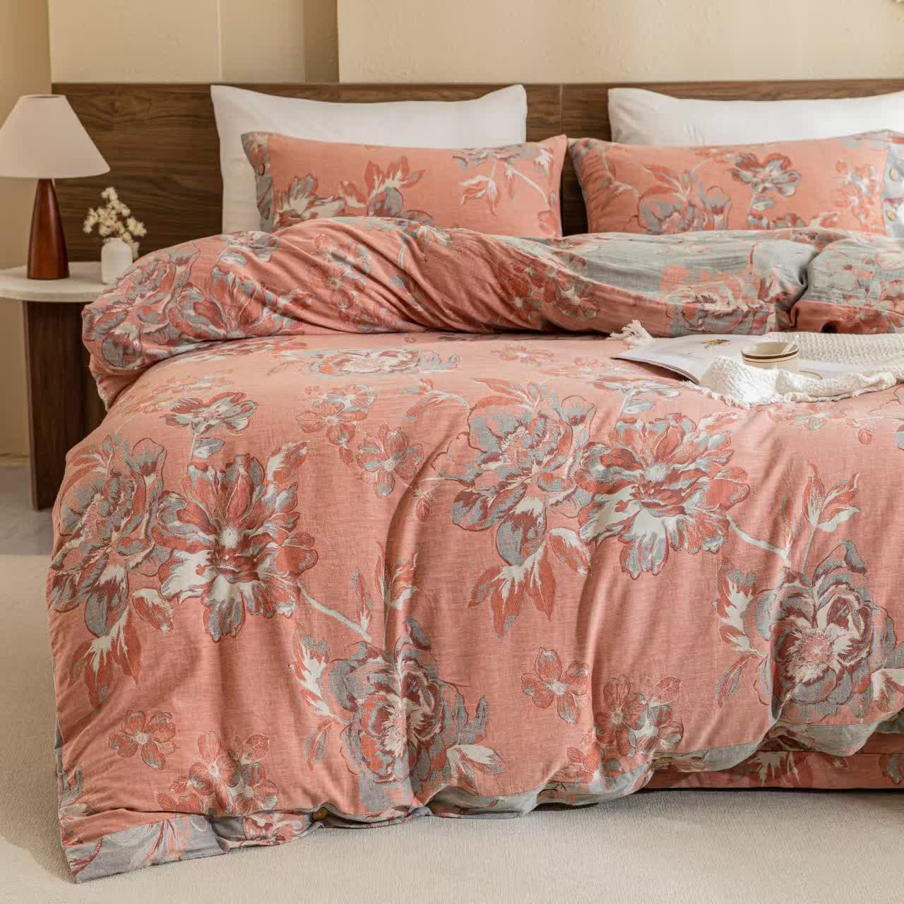 Reversible Floral Cotton Gauze Button Bedding Set (4PCS) - image 1