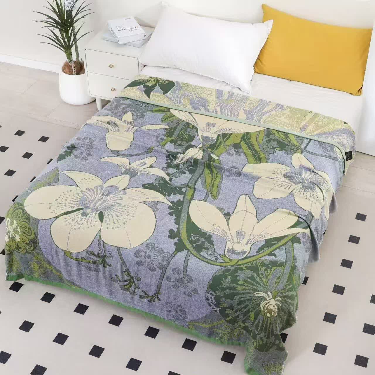 Daffodil Print Summer Cooling Blanket - 59" x 79" - image 0