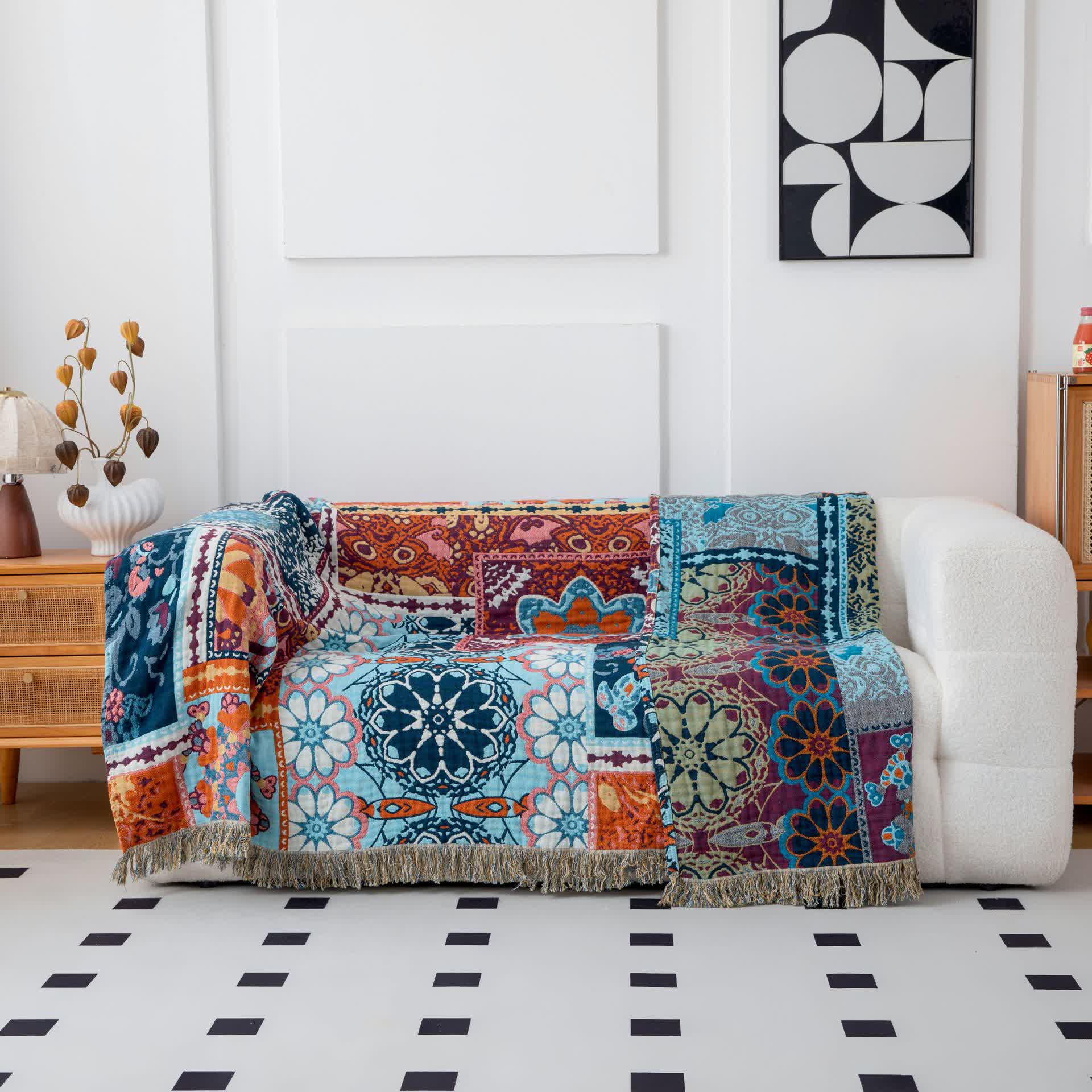 Boho Blue Floral Cotton Reversible Tassel Quilt - image 3